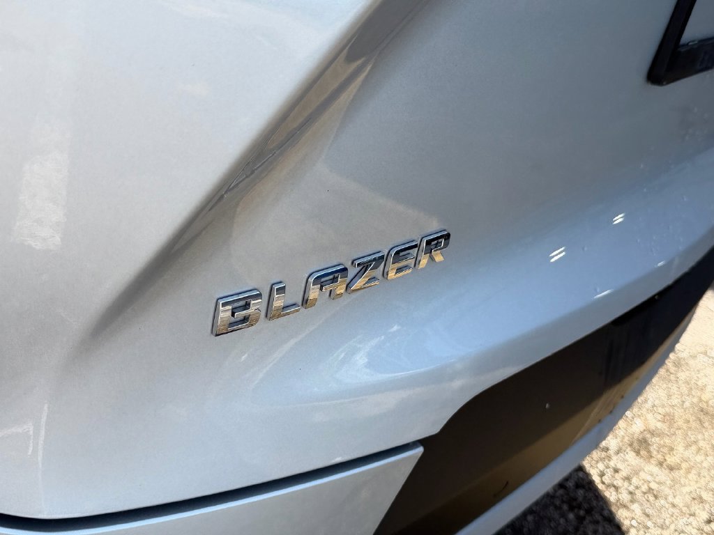 Used 2021 Chevrolet Blazer LT FWD image 14