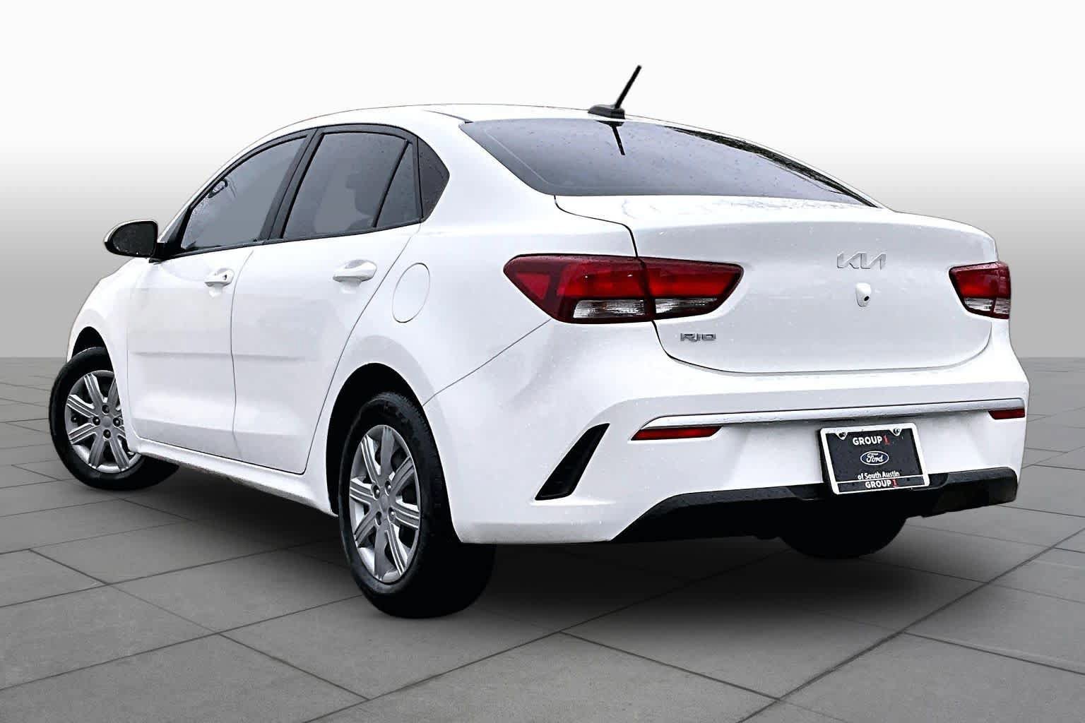 Used 2023 Kia Rio LX FWD image 4