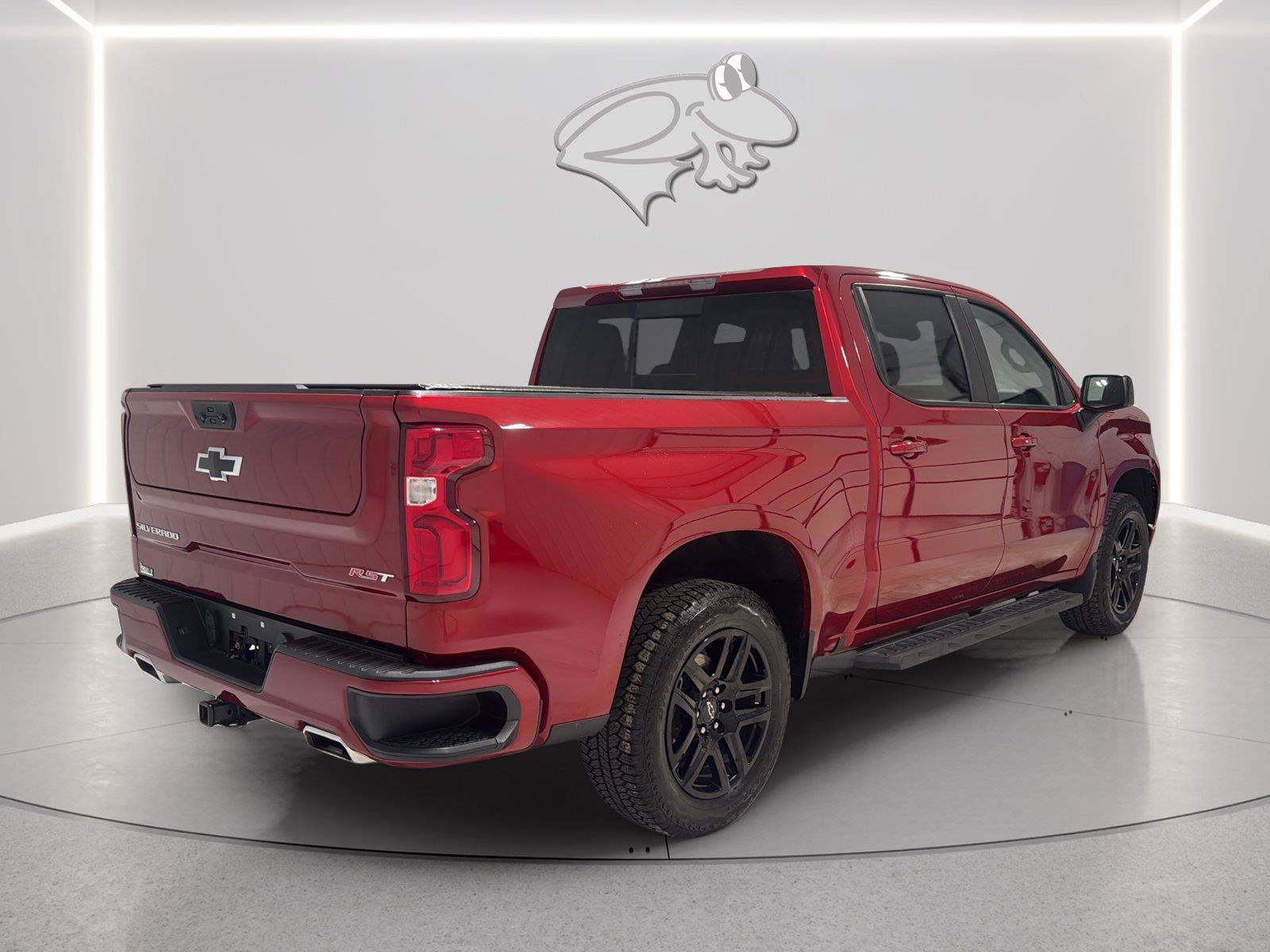 Used 2025 Chevrolet Silverado 1500 RST w/ Convenience Package II AWD/4WD image 5
