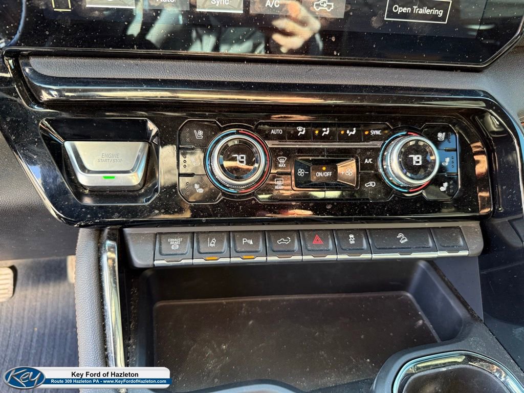 Used 2024 GMC Sierra 2500 AT4 w/ AT4 Premium Plus Package image 17