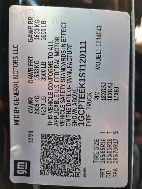 Used 2025 Chevrolet Colorado Trail Boss AWD/4WD image 35
