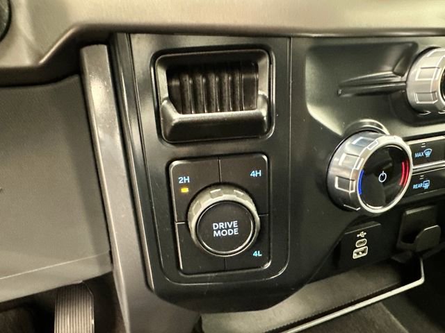 Certified 2025 Ford F150 XLT w/ Equipment Group 301A Standard image 27