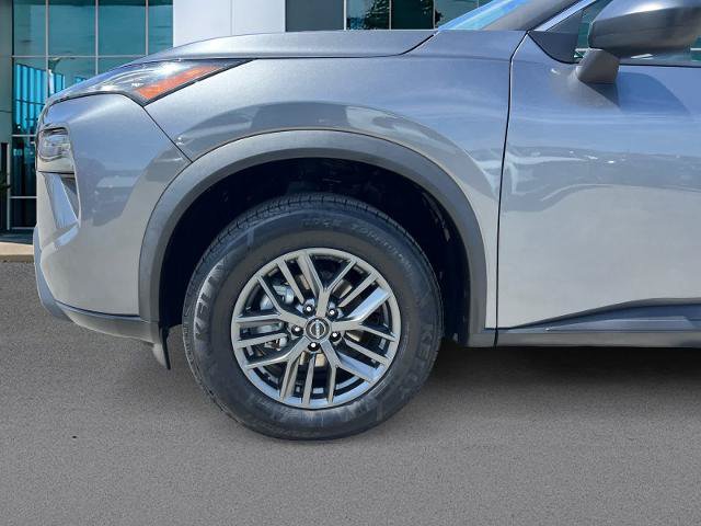 Used 2024 Nissan Rogue S FWD image 9
