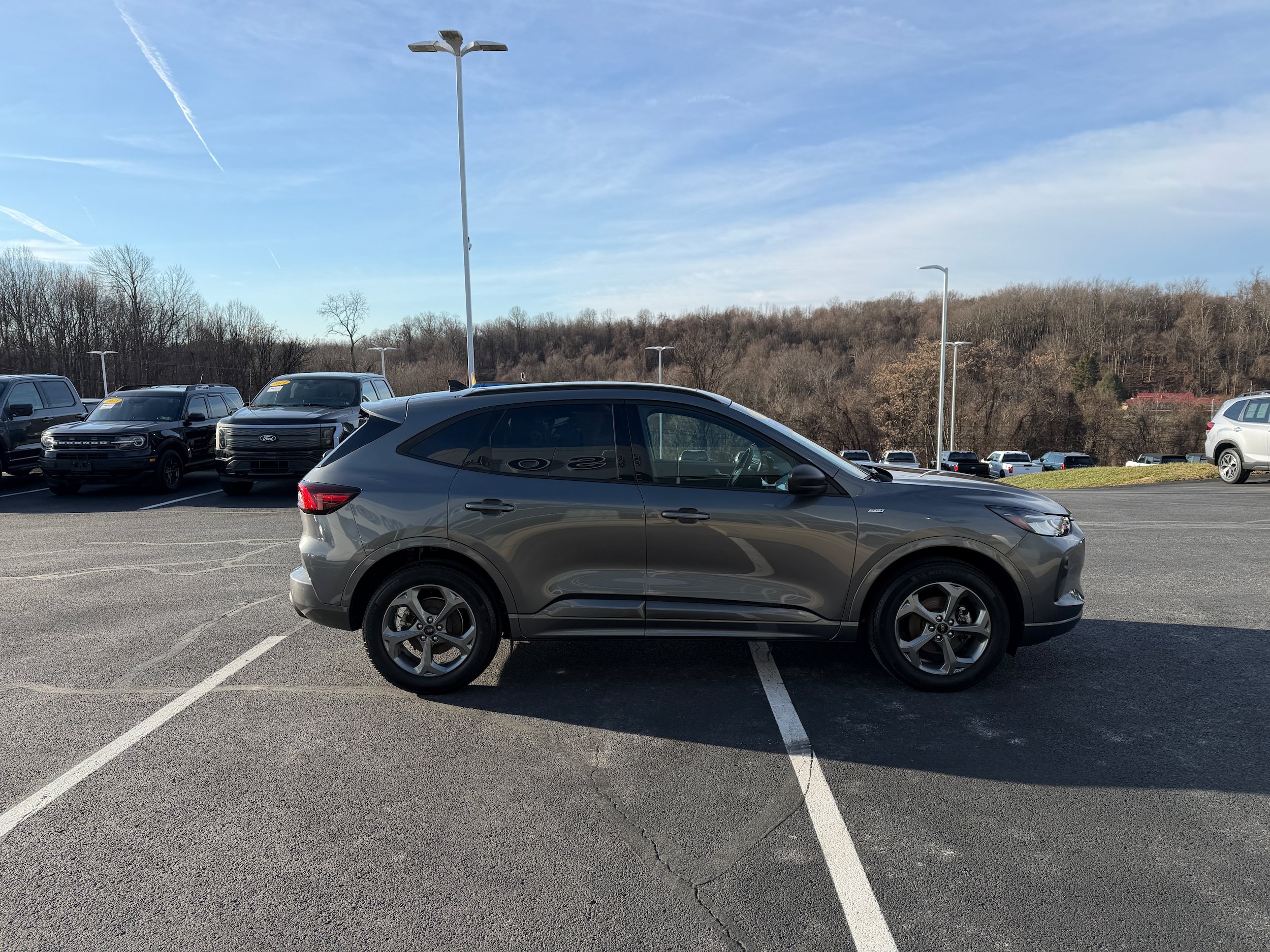 Certified 2023 Ford Escape ST-Line w/ Tech Pack #1 AWD/4WD image 4