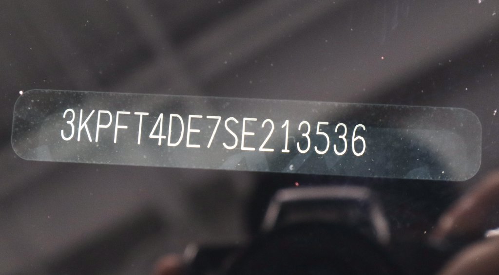 Used 2025 Kia K4 FWD image 33