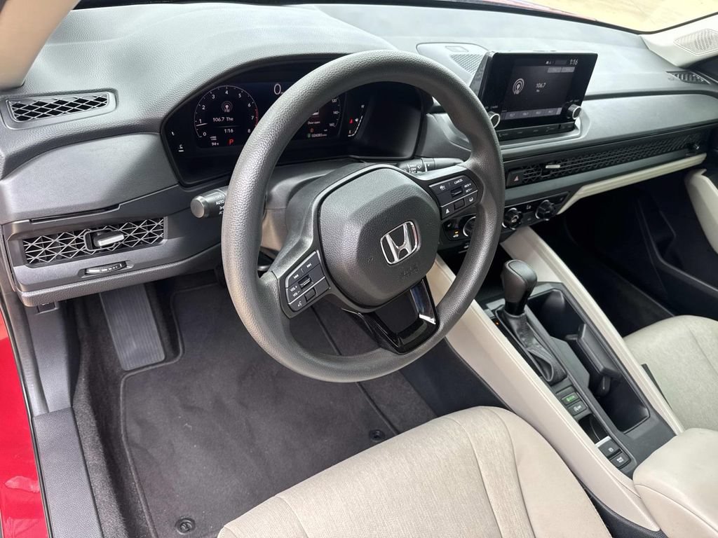 Used 2023 Honda Accord EX image 20