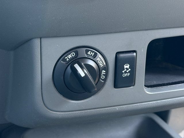 Used 2018 Nissan Frontier SV AWD/4WD image 24