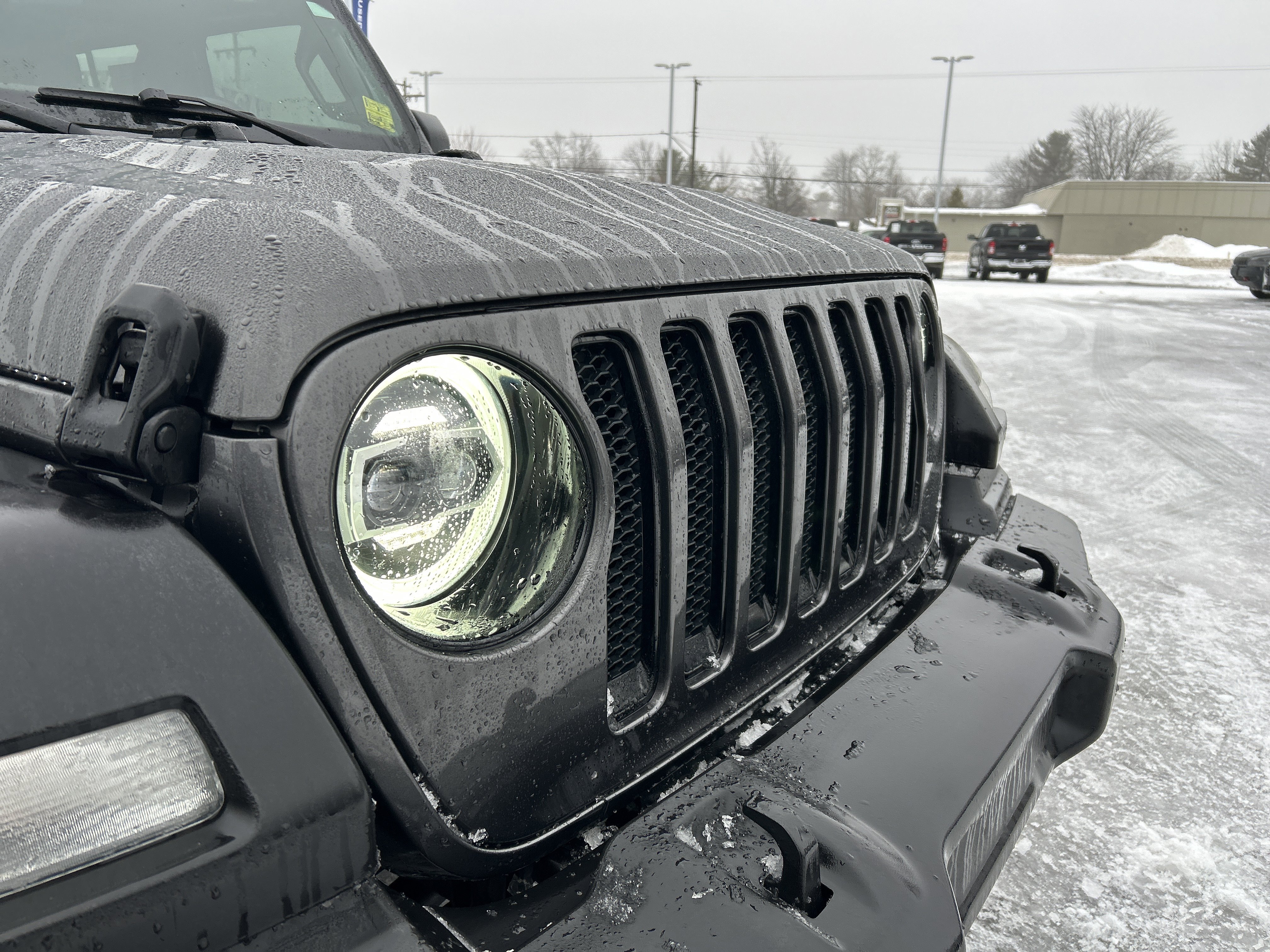 Used 2019 Jeep Wrangler Unlimited Sport image 24