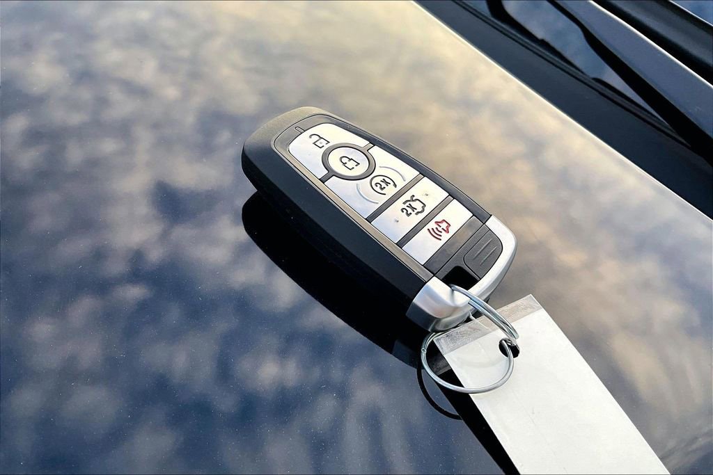 Certified 2023 Ford Escape ST-Line Elite w/ Premium Technology Package image 12