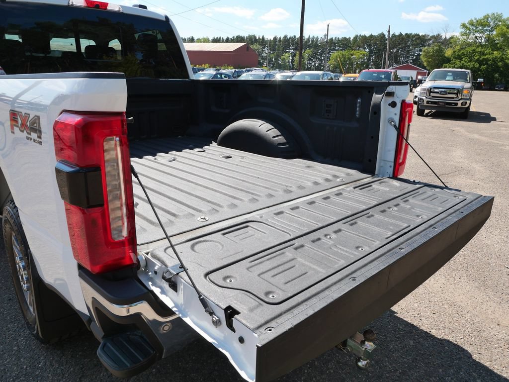 Certified 2024 Ford F250 Lariat AWD/4WD image 9