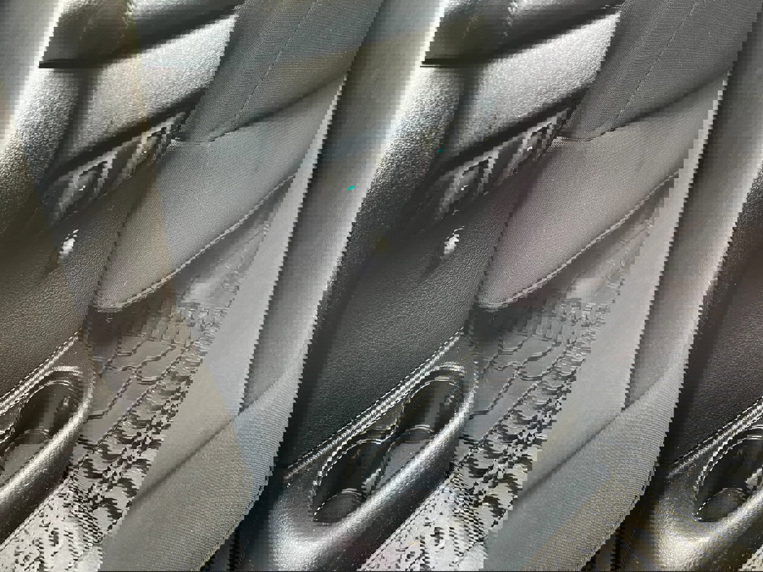 Used 2017 Jeep Wrangler Unlimited Sport image 14