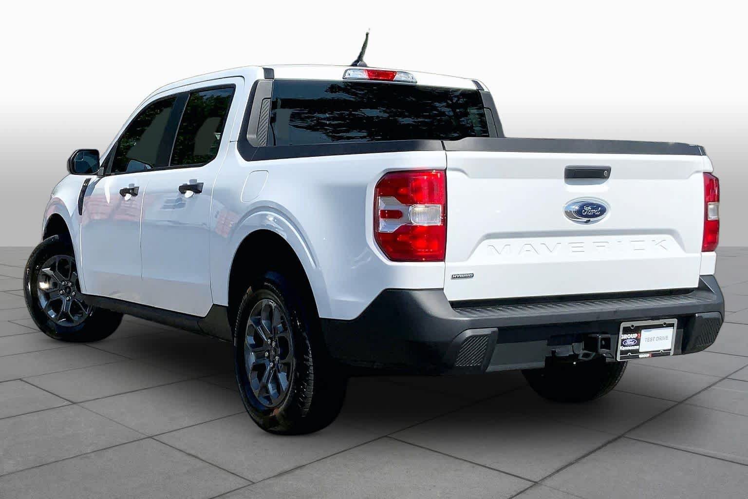 Certified 2024 Ford Maverick XLT FWD image 12