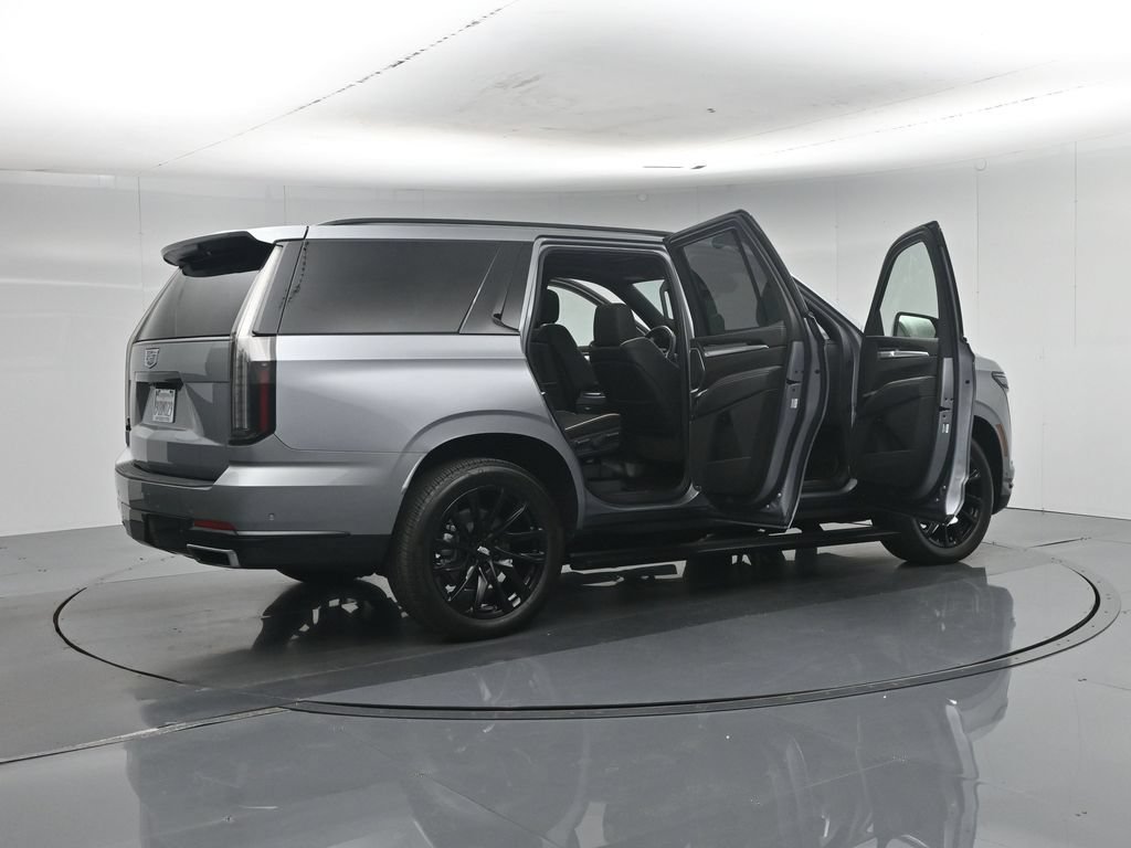 Used 2025 Cadillac Escalade Premium Luxury w/ Touring Package AWD/4WD image 6