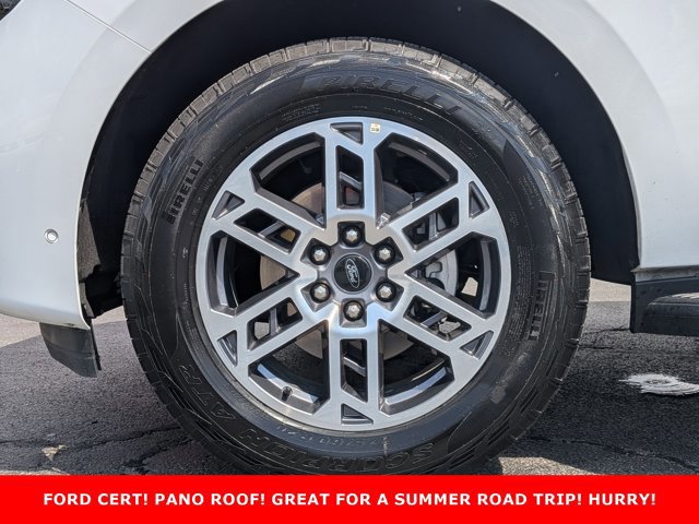 Certified 2025 Ford Expedition Active AWD/4WD image 9