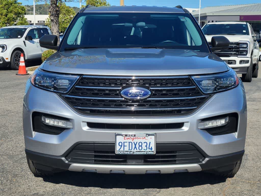 Certified 2023 Ford Explorer XLT w/ Equipment Group 202A RWD image 9