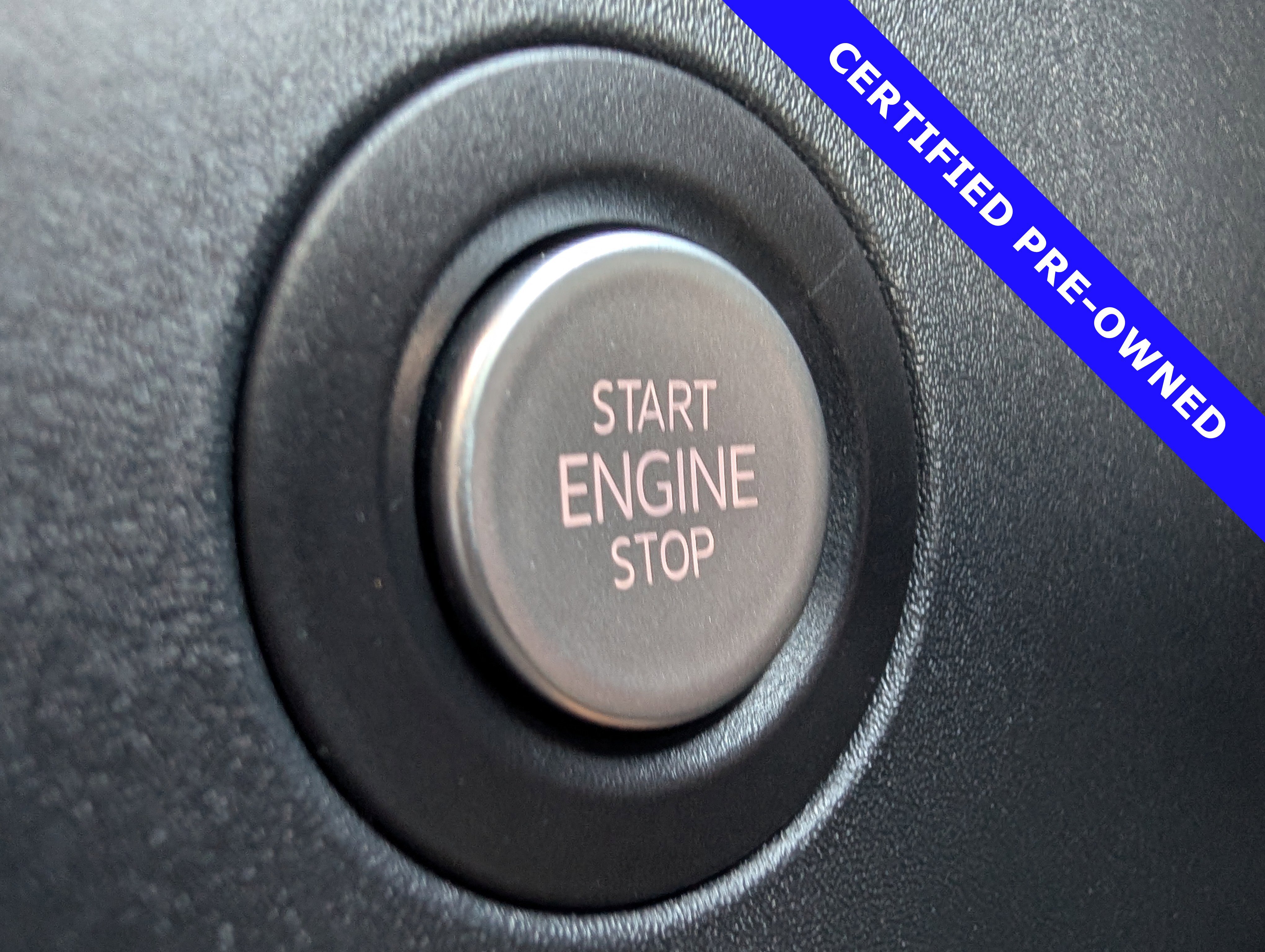 Used 2025 Volkswagen ID. Buzz Pro S RWD image 34