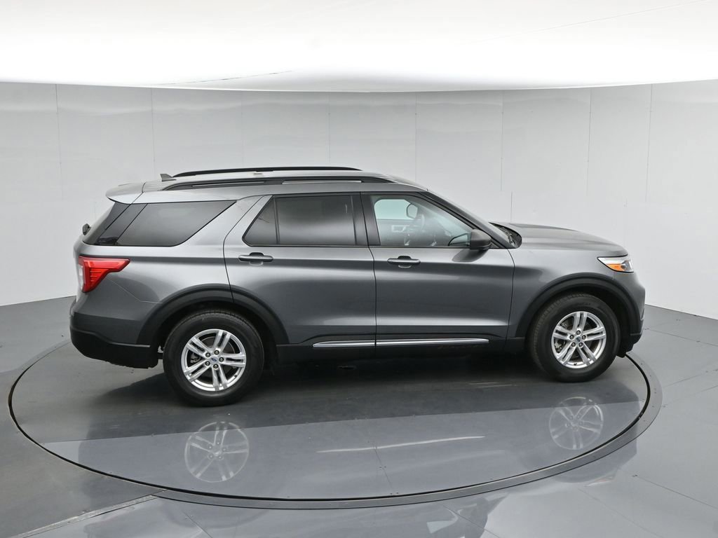 Certified 2023 Ford Explorer XLT image 8