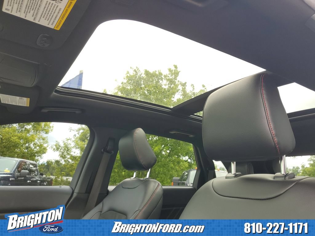 Certified 2024 Ford Edge ST-Line AWD/4WD image 10