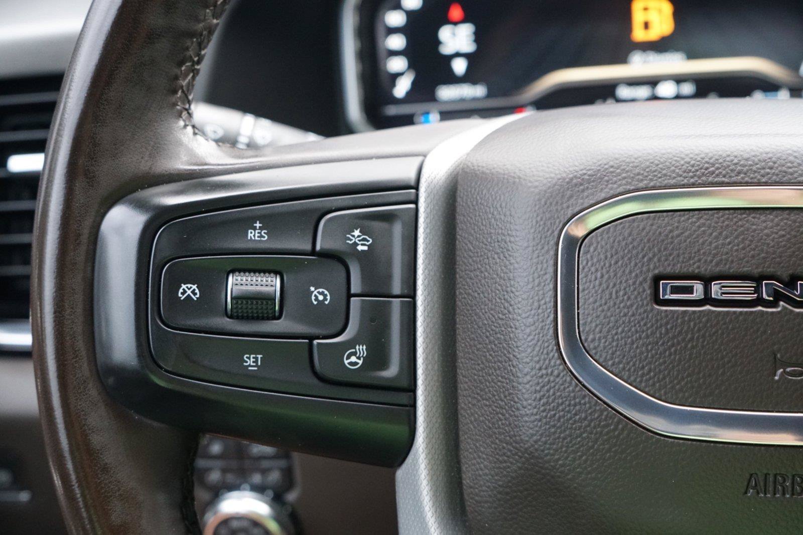 Used 2024 GMC Sierra 3500 Denali AWD/4WD image 15