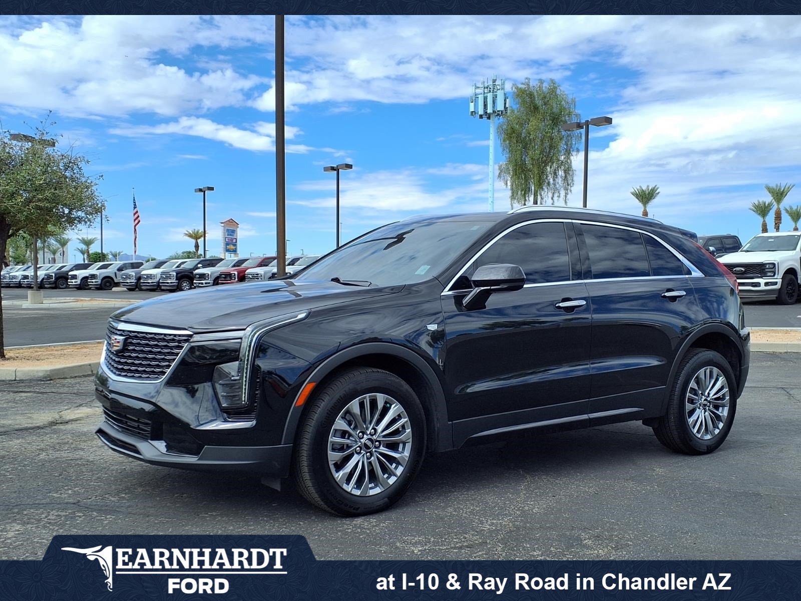 Used 2024 Cadillac XT4 Premium Luxury FWD image 1