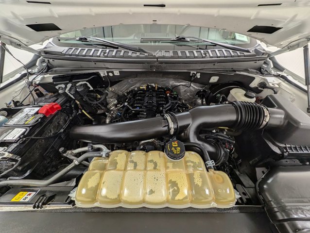 Certified 2021 Ford Expedition XLT image 11