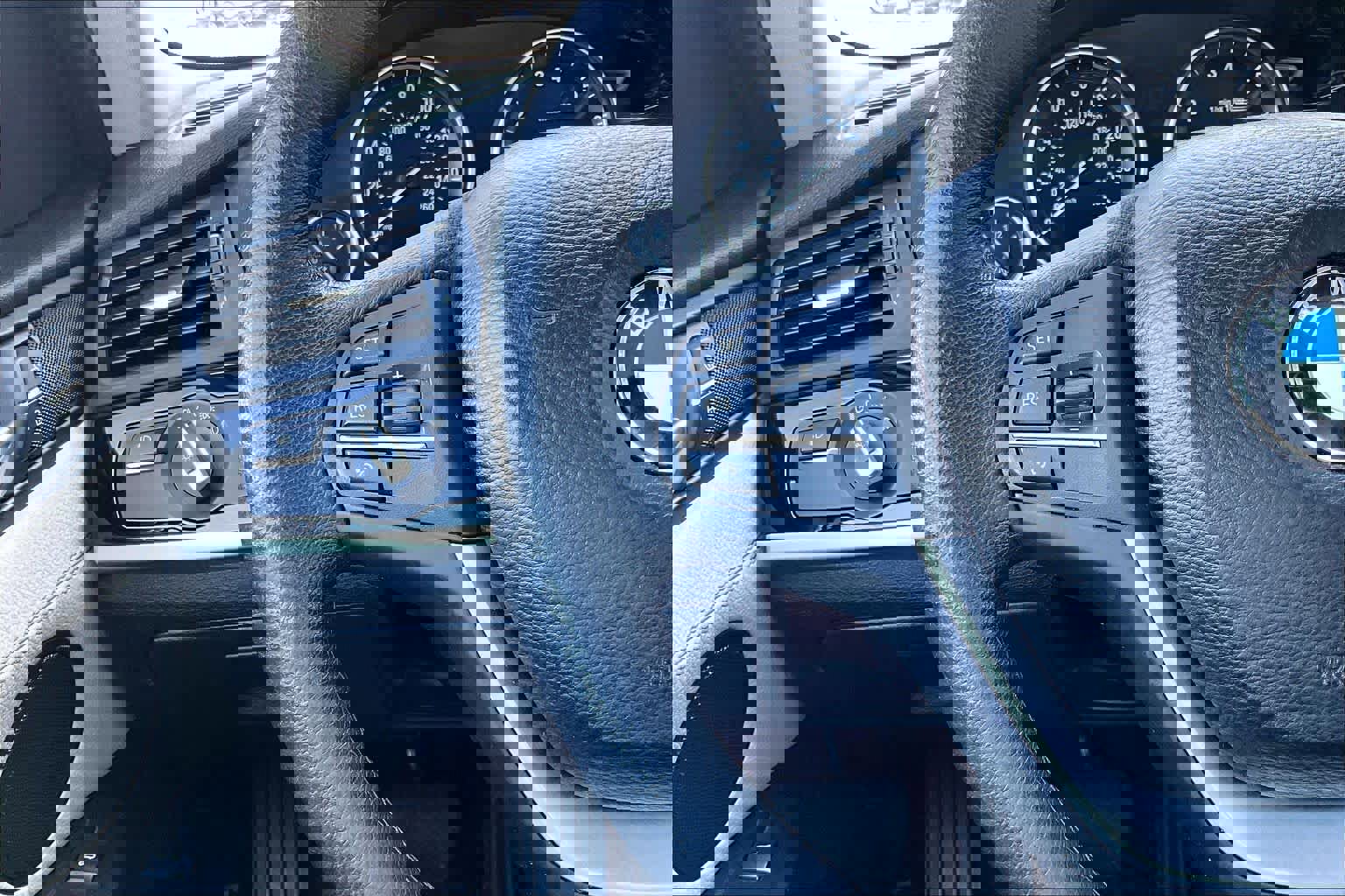 Used 2017 BMW X3 xDrive28i image 24