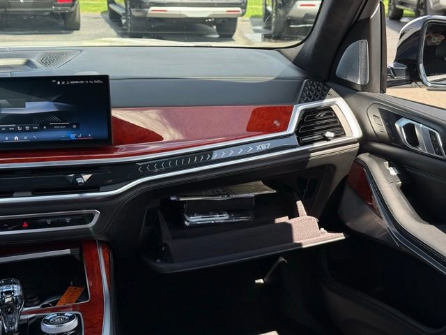 Used 2024 BMW ALPINA XB7 image 55