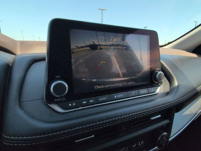 Used 2023 Nissan Rogue SV FWD image 36