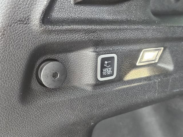 Used 2022 Jeep Grand Cherokee L Altitude image 31