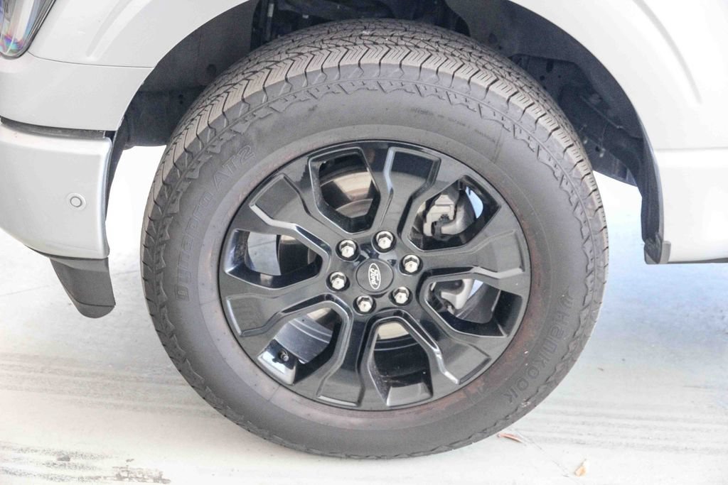 Certified 2022 Ford F150 Platinum w/ Equipment Group 701A High AWD/4WD image 11