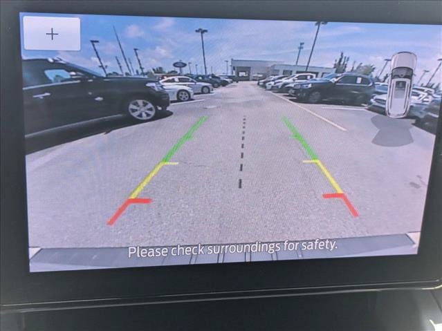 Certified 2023 Ford Explorer XLT w/ Equipment Group 202A AWD/4WD image 13