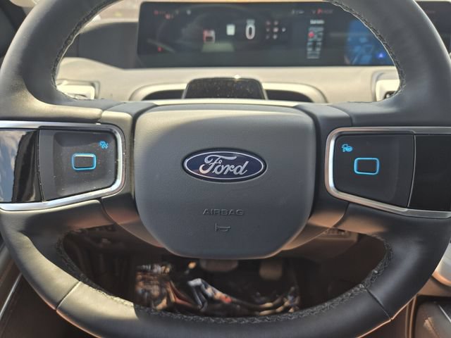 Certified 2025 Ford Expedition Active AWD/4WD image 27