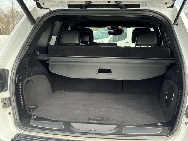 Used 2019 Jeep Grand Cherokee SRT image 38