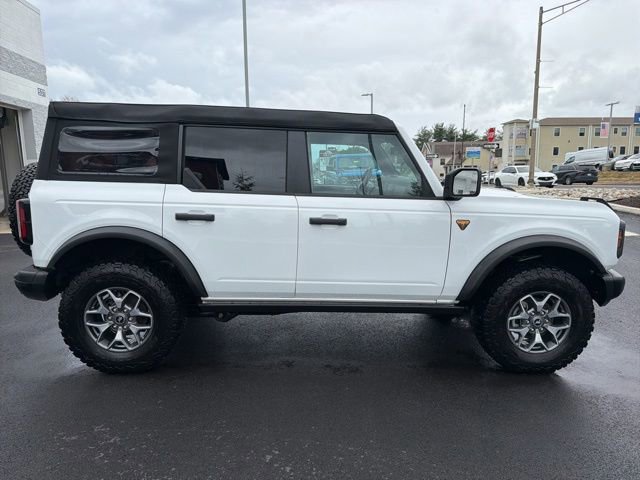 Certified 2025 Ford Bronco Badlands image 3