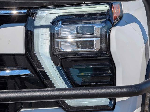 Used 2024 Chevrolet Silverado 2500 LTZ w/ LTZ Plus Package AWD/4WD image 10