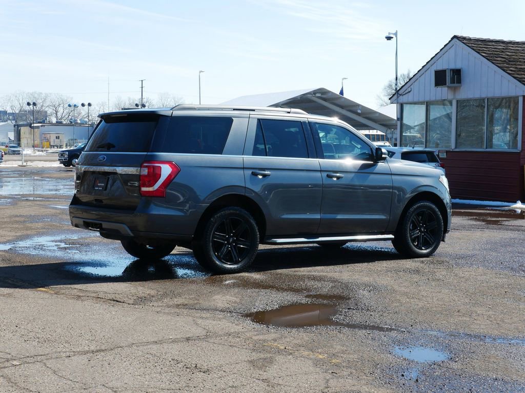 Certified 2020 Ford Expedition XLT w/ Equipment Group 202A image 3