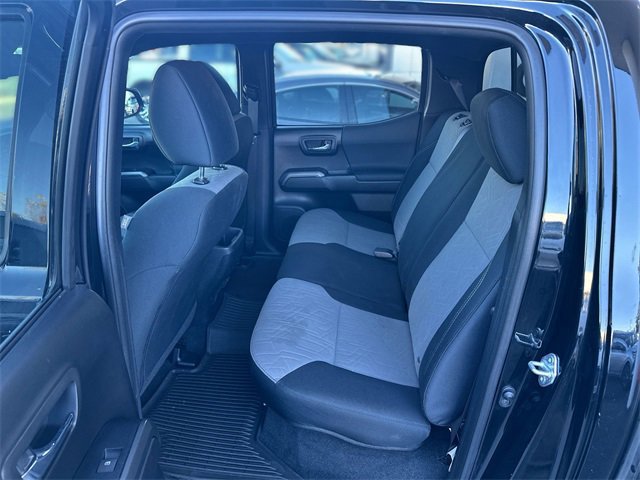 Used 2021 Toyota Tacoma TRD Off-Road image 23