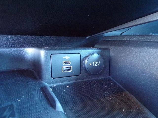 Certified 2025 Ford Escape Platinum image 24