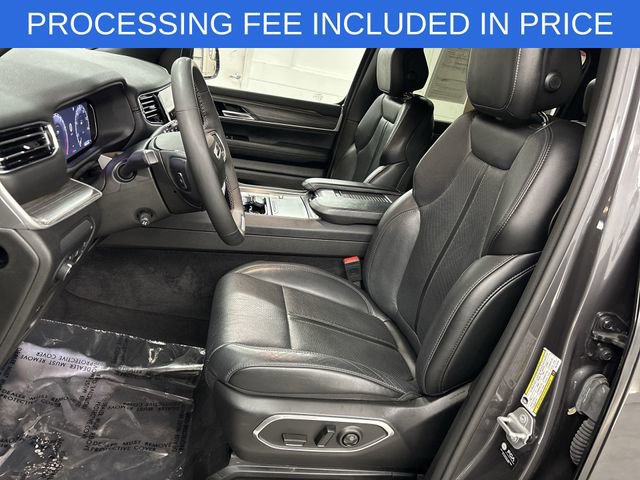 Used 2024 Jeep Wagoneer Series II AWD/4WD image 3