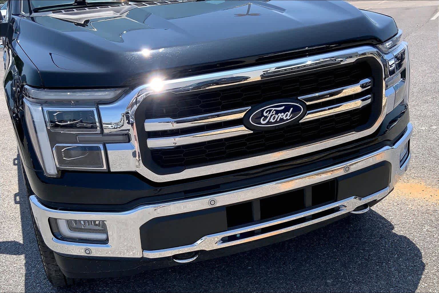 Certified 2024 Ford F150 Lariat w/ Equipment Group 502A High AWD/4WD image 30