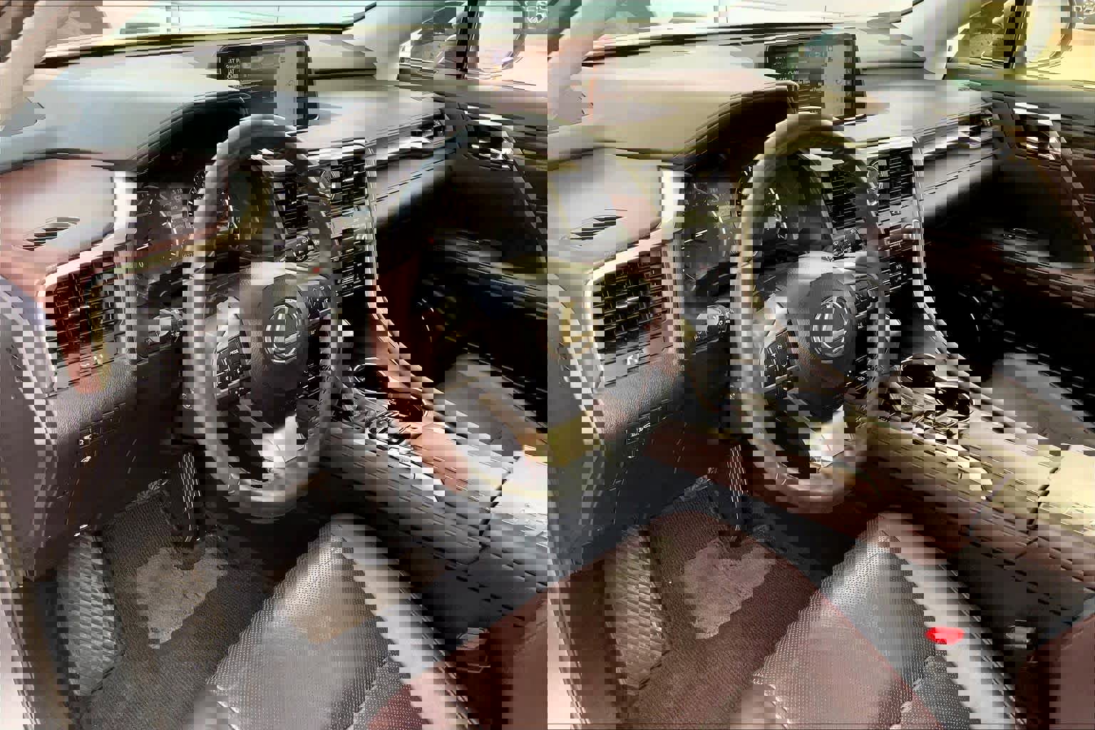 Used 2017 Lexus RX 350 AWD w/ Premium Package image 18