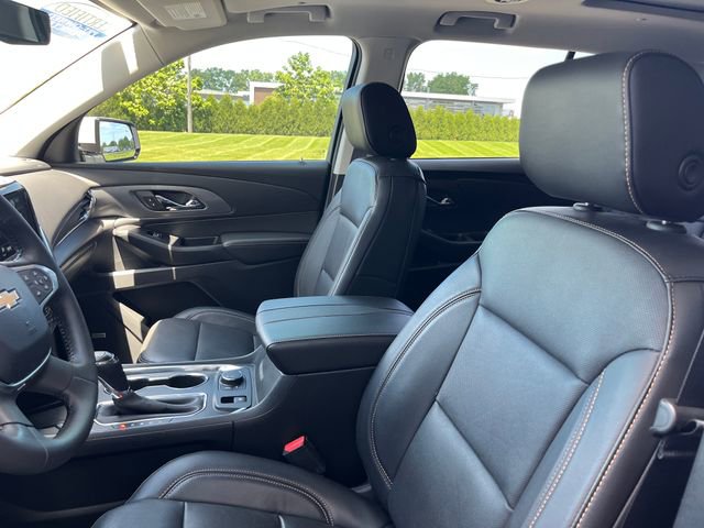 Used 2019 Chevrolet Traverse Premier w/ Driver Confidence II Package FWD image 14