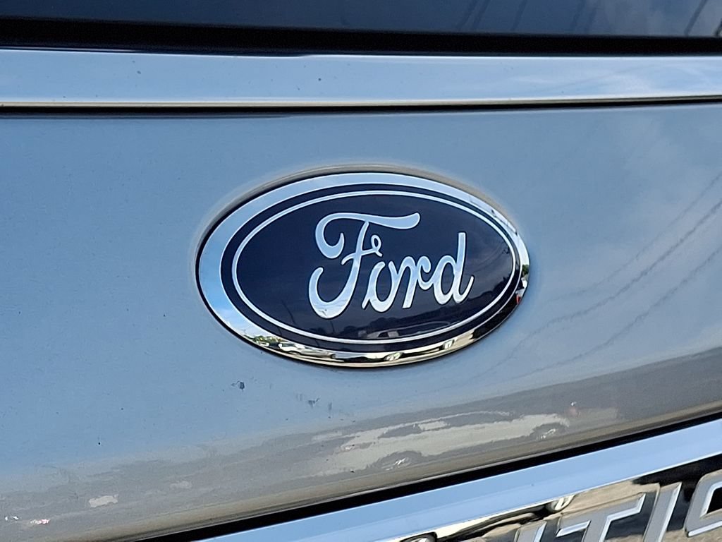 Certified 2021 Ford Expedition XLT RWD image 30