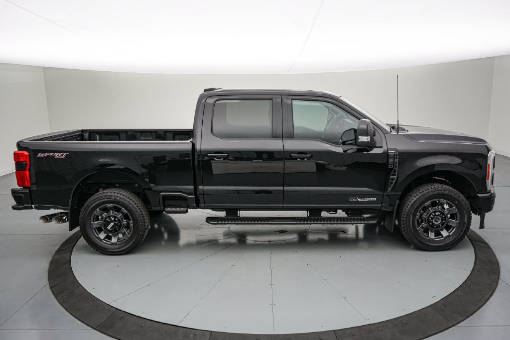 Certified 2023 Ford F250 Lariat w/ Sport Appearance Package AWD/4WD image 3