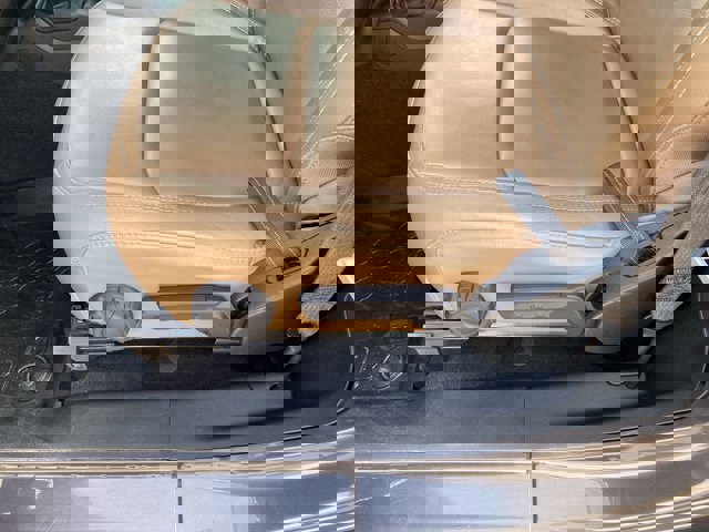 Used 2021 Jeep Wrangler Rubicon w/ Uconnect 4C Nav & Sound Group AWD/4WD image 12