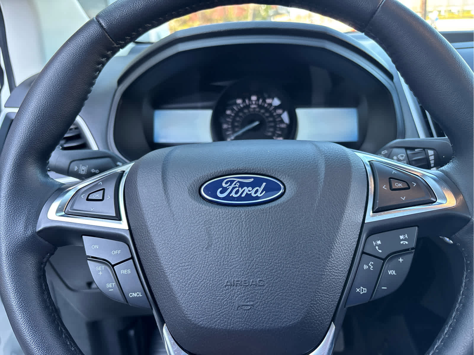 Certified 2023 Ford Edge SEL image 12