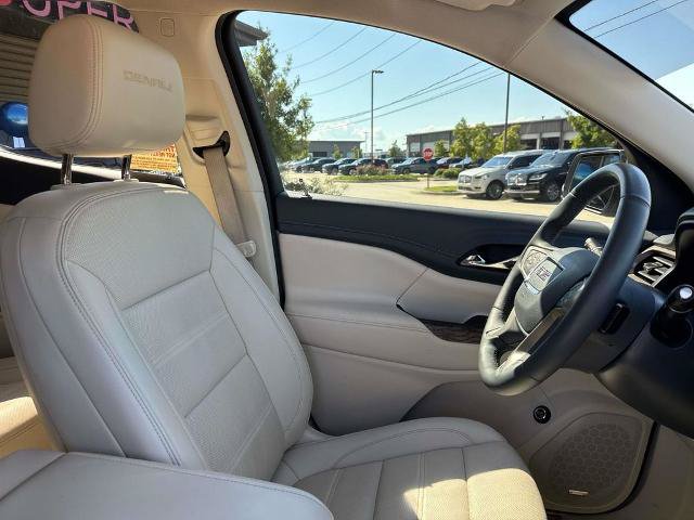 Used 2023 GMC Acadia Denali FWD image 12