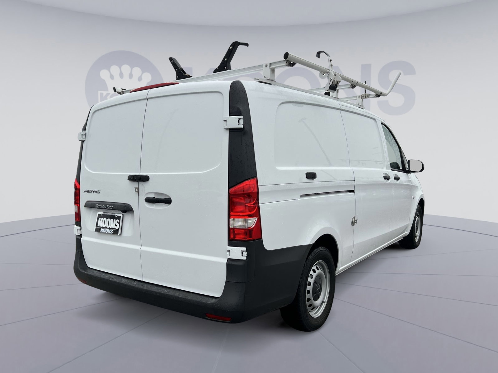 Used 2023 Mercedes-Benz Metris image 4