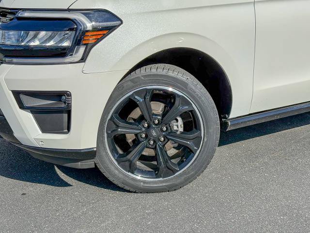 Certified 2023 Ford Expedition Max Limited AWD/4WD image 9