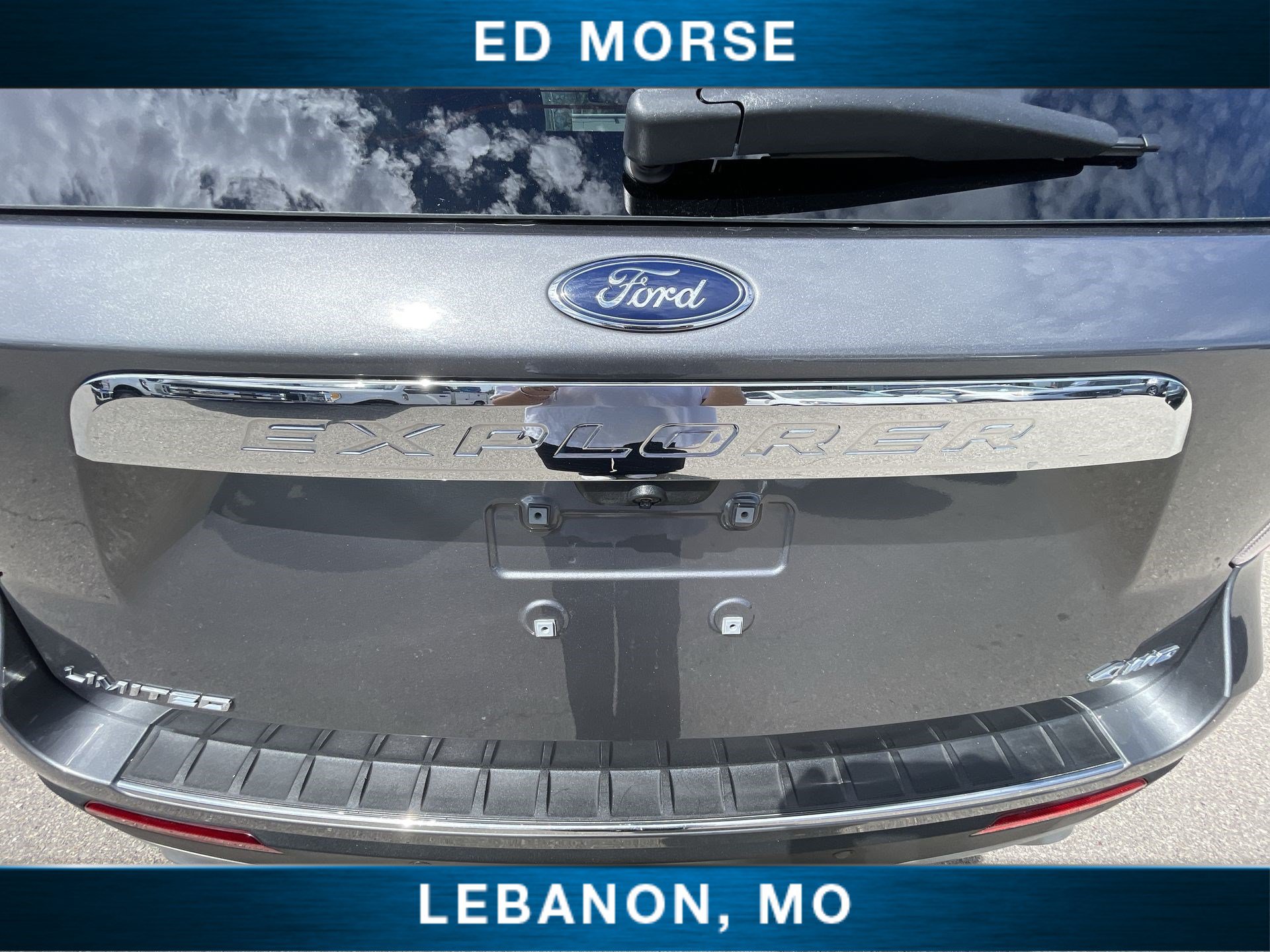 Certified 2021 Ford Explorer Limited w/ Equipment Group 301A AWD/4WD image 30